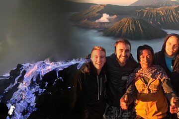 Mount Bromo & Ijen & Madakaripura Waterfall Tour (3D2N) -Homestay