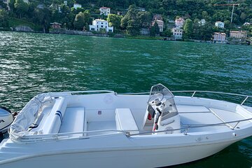 Self Driving Boat Tour in Como Italy