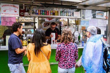 Vienna Eats: Private Foodie Walk with Coffee & Markets