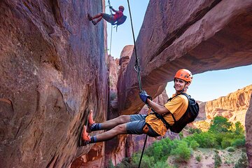 Canyoneering Morning Glory Arch