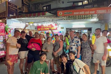 Ho Chi Minh City Street Food Private Tour With Funny Students