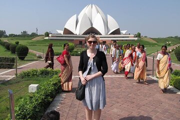 Private Guided Full Day Temple Tour of Delhi