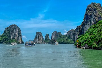 Half day private car charter sight seeing in Hanoi ( 4 hr )