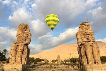 Hurghada : Luxor Day Tour Kings Valley Karnak Temple and More