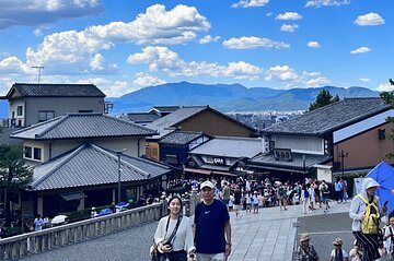 Explore Kyoto Nara Osaka (We fully booked upto december 2024)