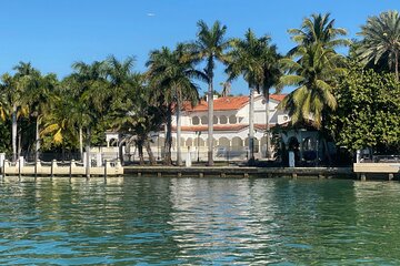 Millionaire Homes Miami Favorite Boat Cruise 