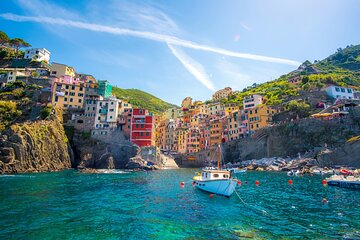 4 Hour Private Boat Tour in La Spezia