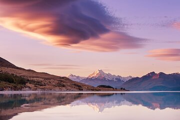 Queenstown to Lake Tekapo via Mt Cook One-Way Small Group Tour 