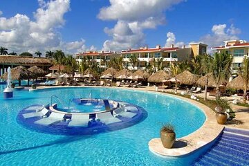 Santo Domingo Airport and Garden Suites by Melia Private Transfer