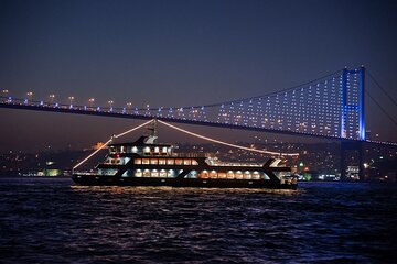 Istanbul Bosphorus Dinner Cruise and Turkish Night Show