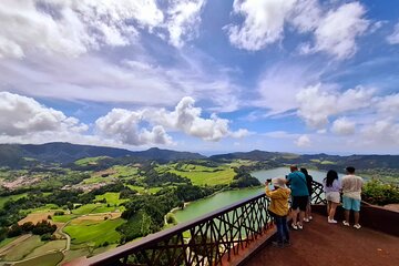 Furnas Volcano Experience: Lush Valleys & Steaming Earth