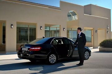 Private Transfer from Sharm to Cairo or Vice Versa 