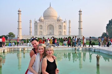 Private Taj Mahal Tour From Delhi by Gatimaan Express Train