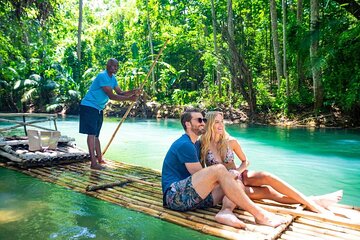 Montego Bay Tour with Shopping and Bamboo River Rafting 