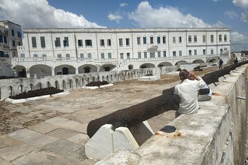 Immersive Ghana Slave History Day Tour in Cape Coast & Elmina