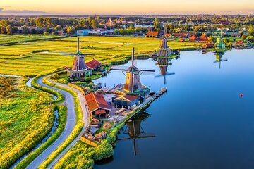 Half Day Private Tour by Luxury Car to Windmills Near Amsterdam