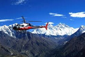 Group Tour to Everest Base Camp from Kathmandu by Helicopter