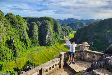 From Hanoi- Ninh Binh Small Group Tour (11pax): Boat Trip & Lunch