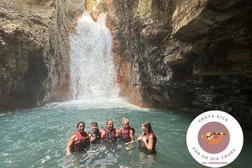 Full-Day Hike to La Leona Waterfall & Tubing Combo