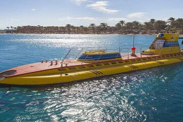 Semi Submarine Hurghada Experience- Hurghada Glass Boat