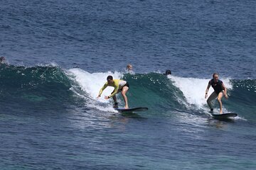 Surfnesia Surf Lesson and Guiding