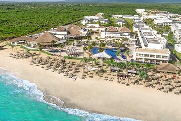Santo Domingo Airport and Royalton CHIC Punta Cana Priv Transfer