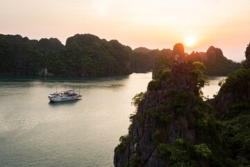 Garden Bay Classic 3 Day Bai Tu Long Serene Voyage