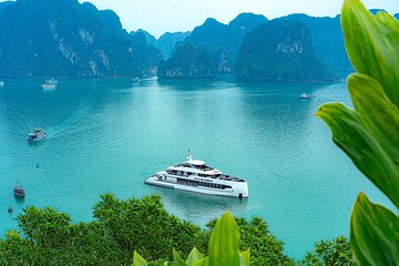 Top Luxury Ha Long Symphony Day Cruise With Lunch, Cave & Island