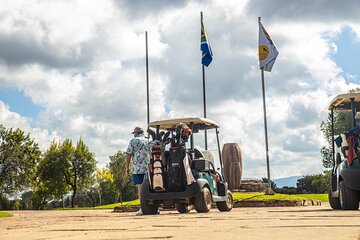 "Golfing in the Wild: Your Ultimate African Safari Adventure"