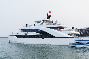 Saquila Yacht Halong Bay Morning Tour Explore the City Voyage 