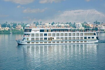 Enjoy Sailing Nile Cruise 4-Nights included Tours from Luxor