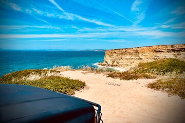 Private Arrabida and Sesimbra 4x4 Hidden Gems Tour from Lisbon