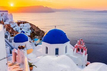 First-Time Cruisers Mini-Group Journey into Santorini Gems