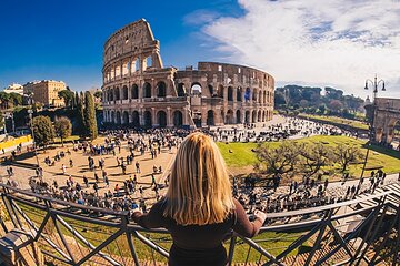Roman History and Colosseum Guided Walking Tour