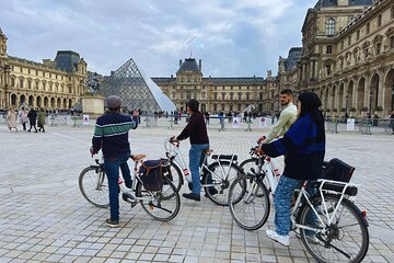 Paris City Highlights Guided Bike Tour