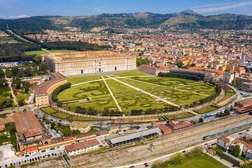 Royal Palace of Caserta private tour with skip-the-line entry