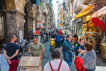 Mamma mia! Naples Small Group Tour: Legends, History & Folklore