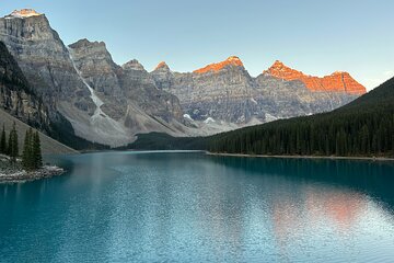 Private Moraine Lake & Lake Louise Tour