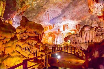 Halong Bay Day Cruise Trip: Thien Cung Cave & Kayaking