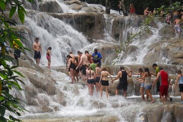  Dunn’s River Falls Day-Trip 