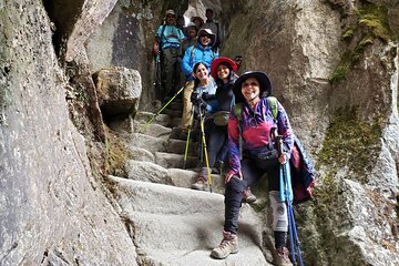 Private 4 Day Inca Trail Trek Tour to Machu Picchu
