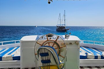 White Island & Ras Mohammed Snorkeling Cruise in Sharm El Sheikh