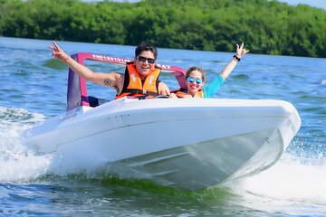 Exciting Speedboat & Snorkeling Tour in Cancun Lagoon!
