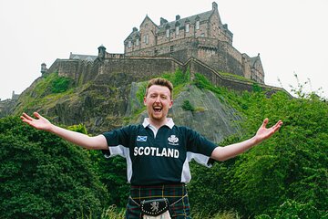 Edinburgh Castle Guided Walking Tour With A True Scotsman