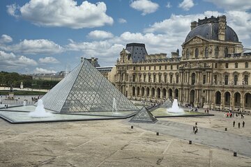 Louvre Museum Ticket with optional Audio Guide