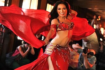  Cairo dinner cruise in Nile River with Belly Dancing & Transport