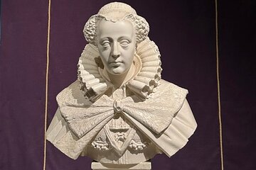 A Queen's Tale: The Life of Mary Queen of Scots Private Day Tour