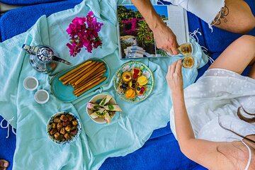 Dubai: Private Boat Tour & Al Seef Heritage Fish Market Tour