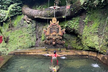 Melukat Purification Ceremony at Taman Pecampuhan Sala Temple