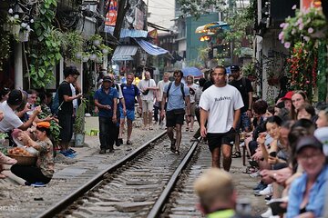 Hanoi Old Quarter Private Walking Tour and Hidden Gems 